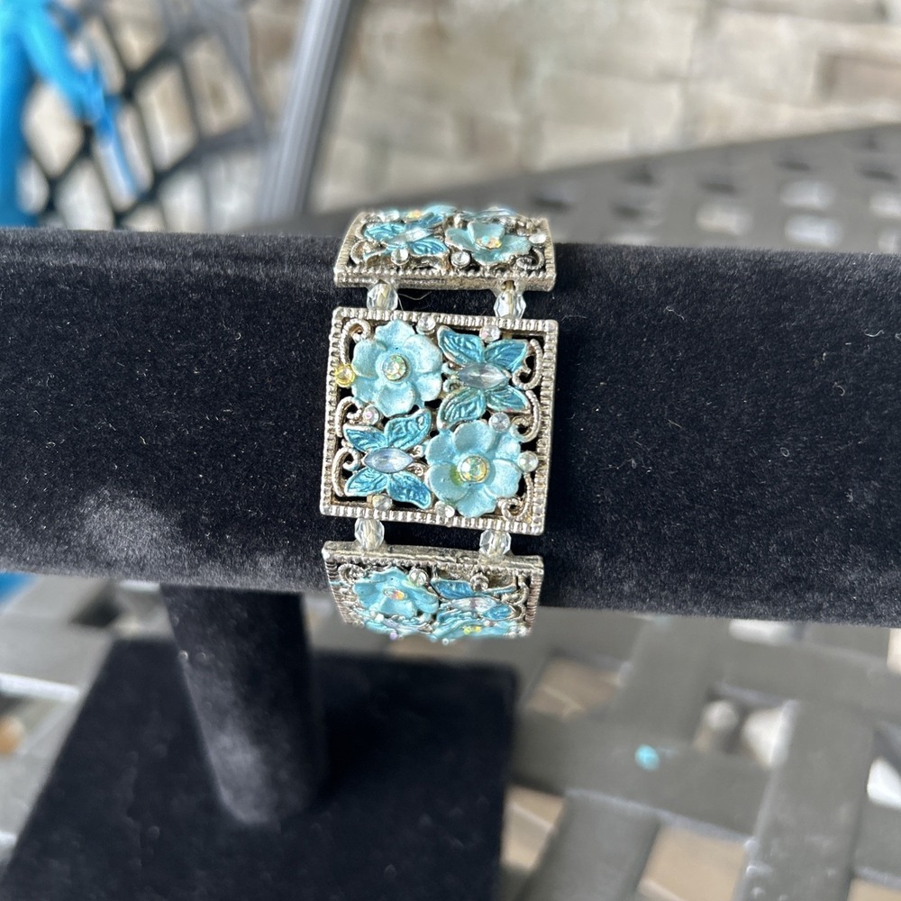 Teal Blue Vintage Stretch Metal Bracelet 80's